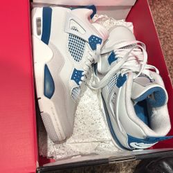Jordan 4 Military Blue