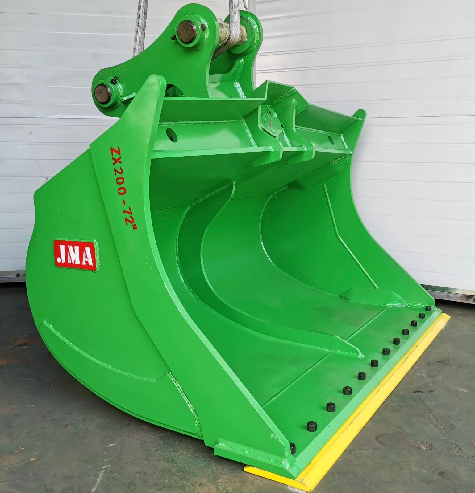 Excavator Hitachi ZX 200 Tilt Bucket 72 inches Width