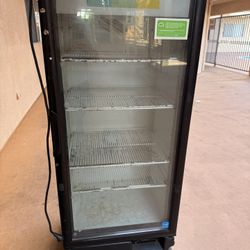 Refrigerador Comercial.   Make  me an Offer