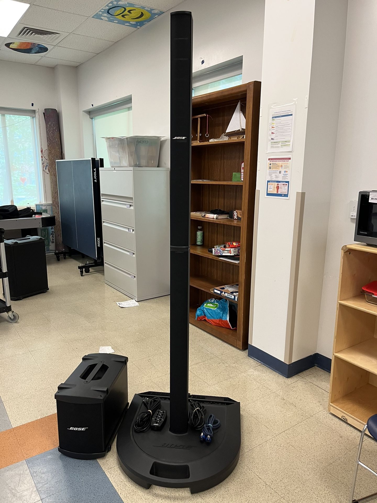 Bose L1 Model 1 Powered Speakers W/ Subwoofer