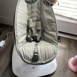 mamaroo swing