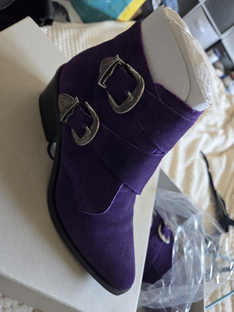 Womens Purple Boots Size 6