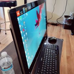 Lenovo 24 in All In One Desktop 