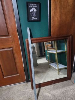 Vanity mirror