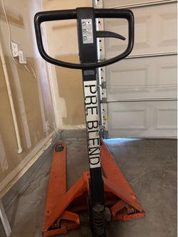 Pallet jack