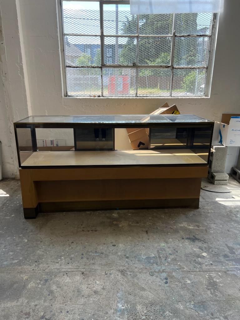 Free Display Case