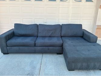 Sectional Couch-Free Delivery