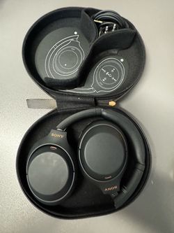 Sony WH-1000XM4 Wireless Headphones with Case