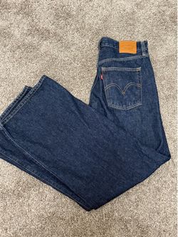 LEVI’S size 30 Ribcage Wide Leg