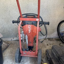 HILTI TE J000-AVR Jackhammer 