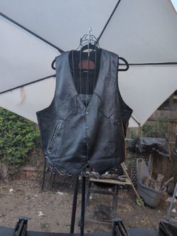 Creaciones Exclusivas is a well-regarded vintage mid-tier Mexican leather brand