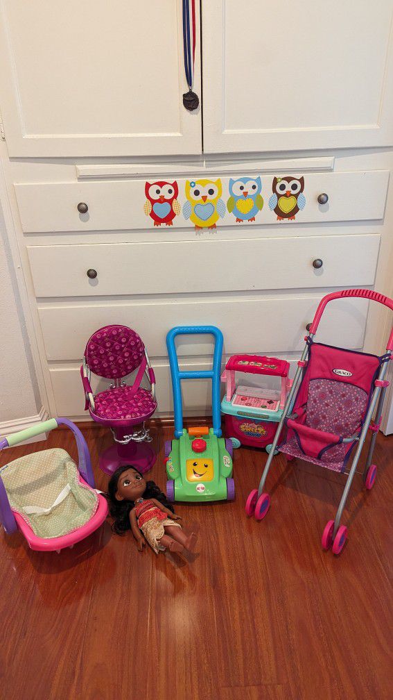 Toddler Play Pretend Stroller Graco , Ice Cream Stand Moana Doll Etc