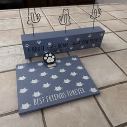 Cat decor