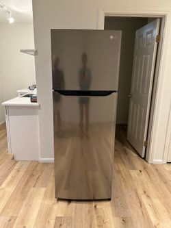 GE Fridge