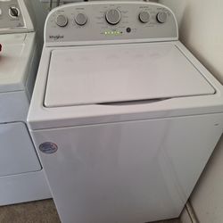 Whirlpool 3.9 cu ft High Efficiency Washing Machine 