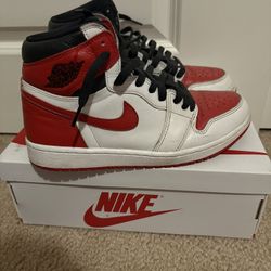 Air Jordan 1 Retro High OG  8.5 Size 