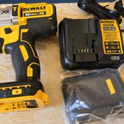 Dewalt Hammer Drill W/charger & Battery. New.