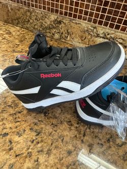 Heelys Reebok youth size 4