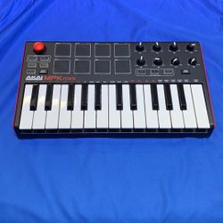 Akai Professional “MPK Mini” MIDI Keyboard 