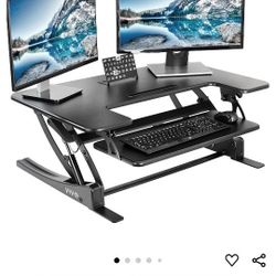 Adjustable Standing Desktop