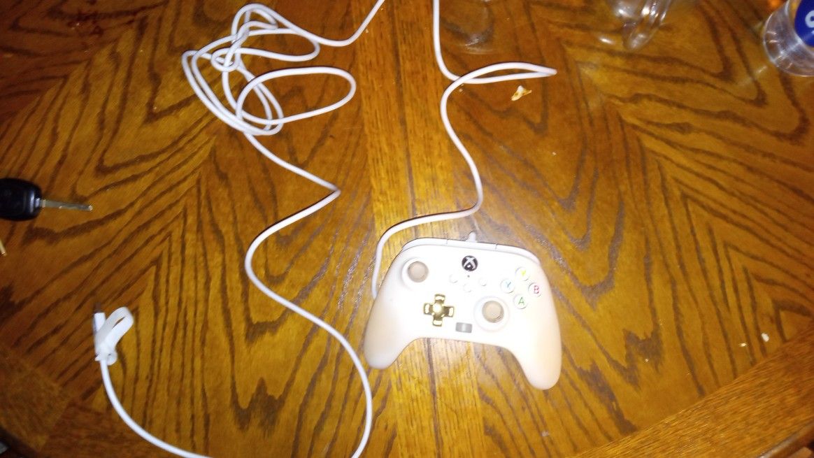 Xbox One Controller (Wired)