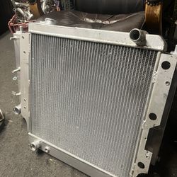 87-06 Jeep Wrangler Radiator
