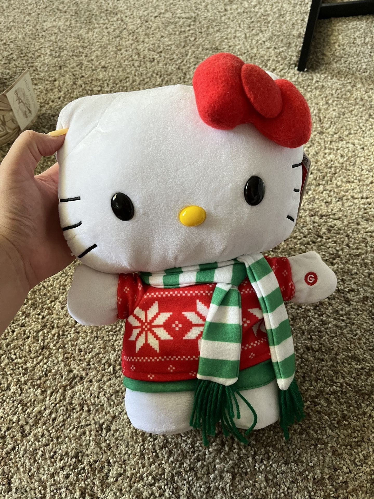 hello kitty greeter