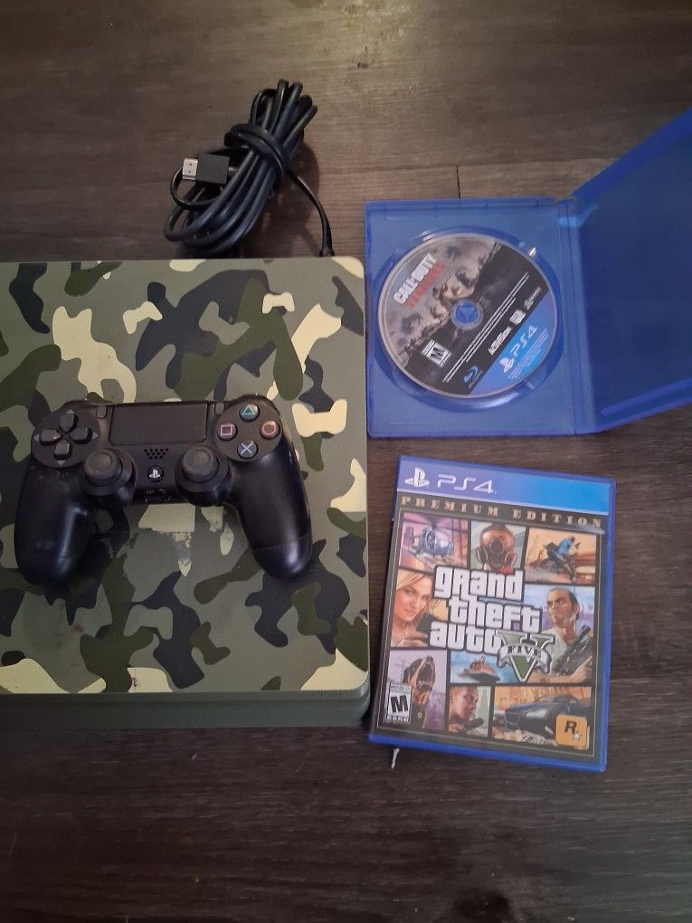 Camo Ps4 Slim W/ Controller And 2 Games Gta 5 And COD Vanguard
