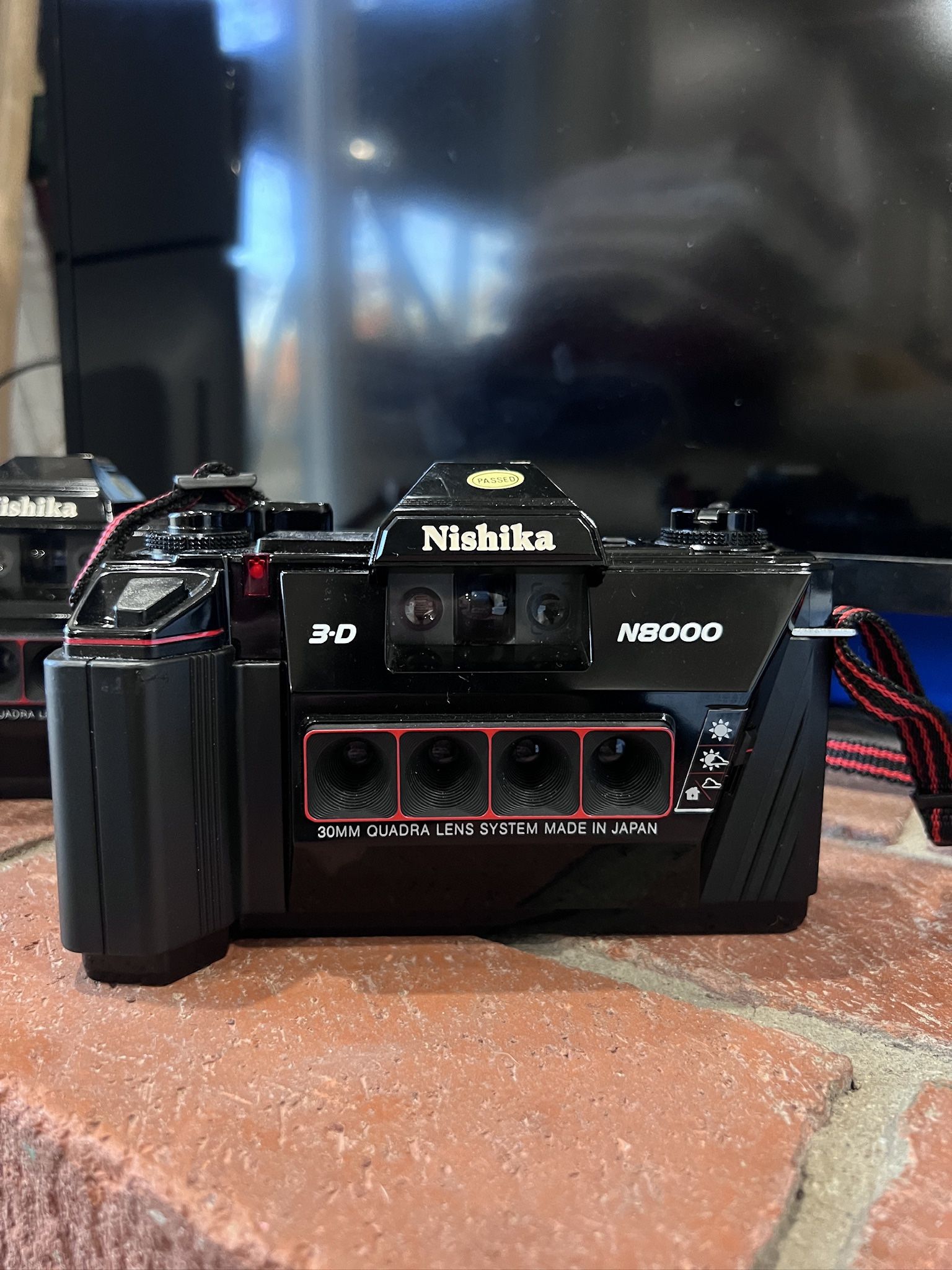 Nishika N8000