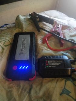 VECTOR 1600 Peak Amp Lithium Jump Starter (SS16LV):