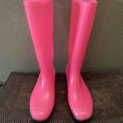 Rain Boots- Capelli NY-Ladies 6 -will Fit slender7- Never Worn-Pretty pink