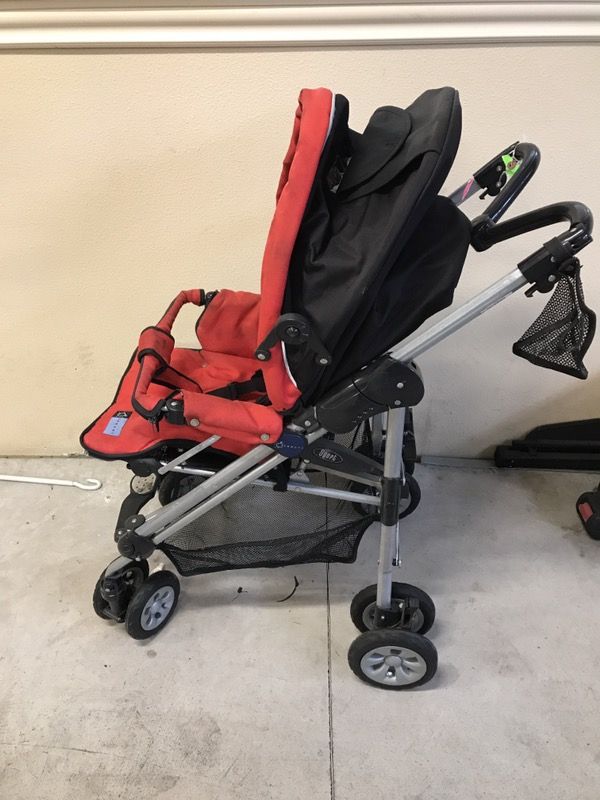 Zooper baby stroller