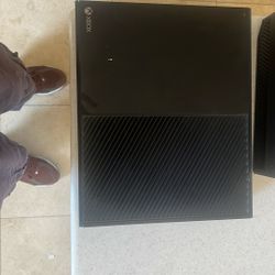 xbox one 500gb (1/2)