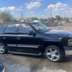 2005 Tahoe part out or whole