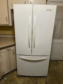 Big Refrigerator white