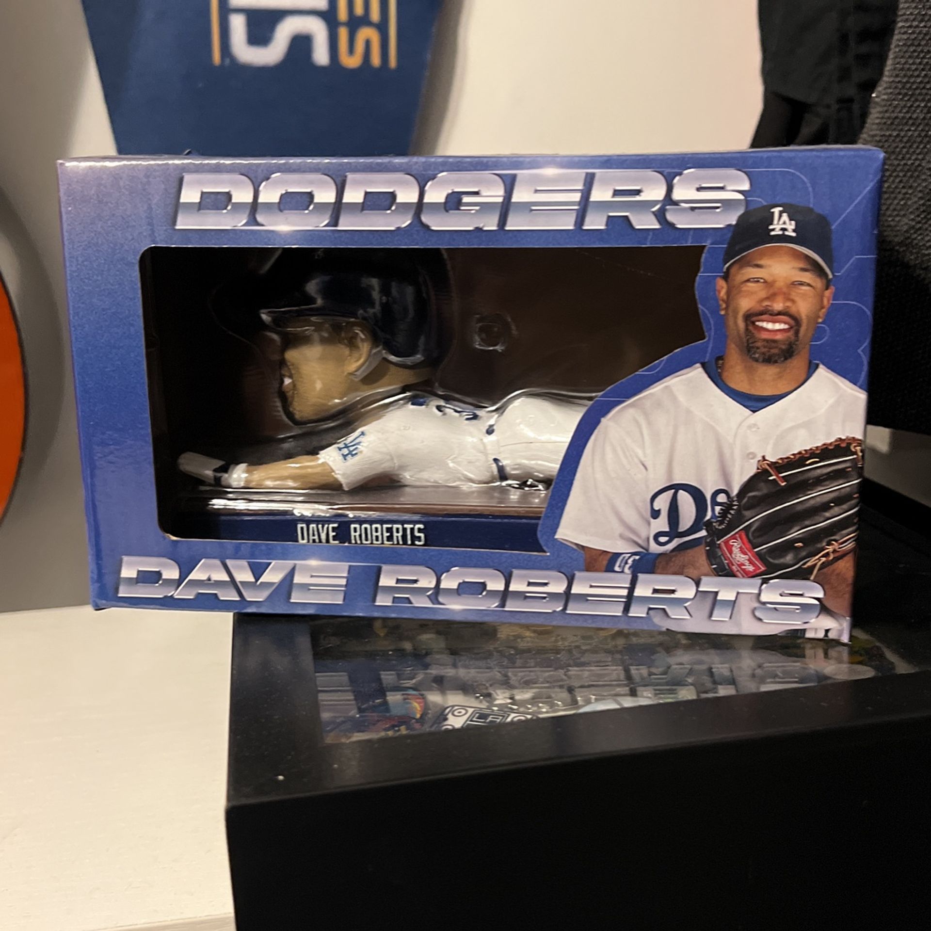 Dave Roberts bobble head
