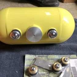 Lowbrow Customs Oil Tank and Mount