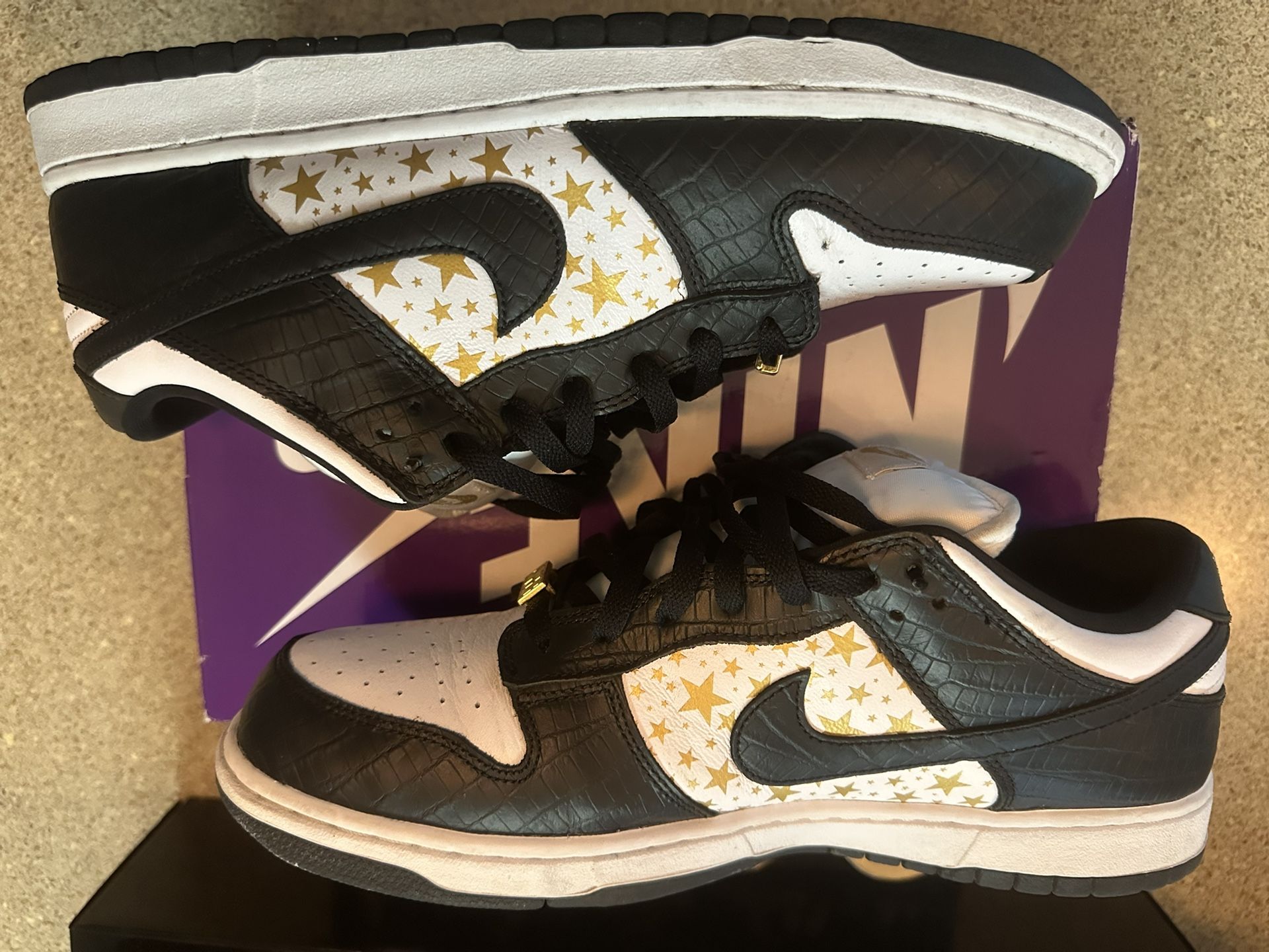 Supreme Nike Dunk Low Size 12