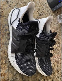 Adidas For Mens Size #8 Excelent Condition $70
