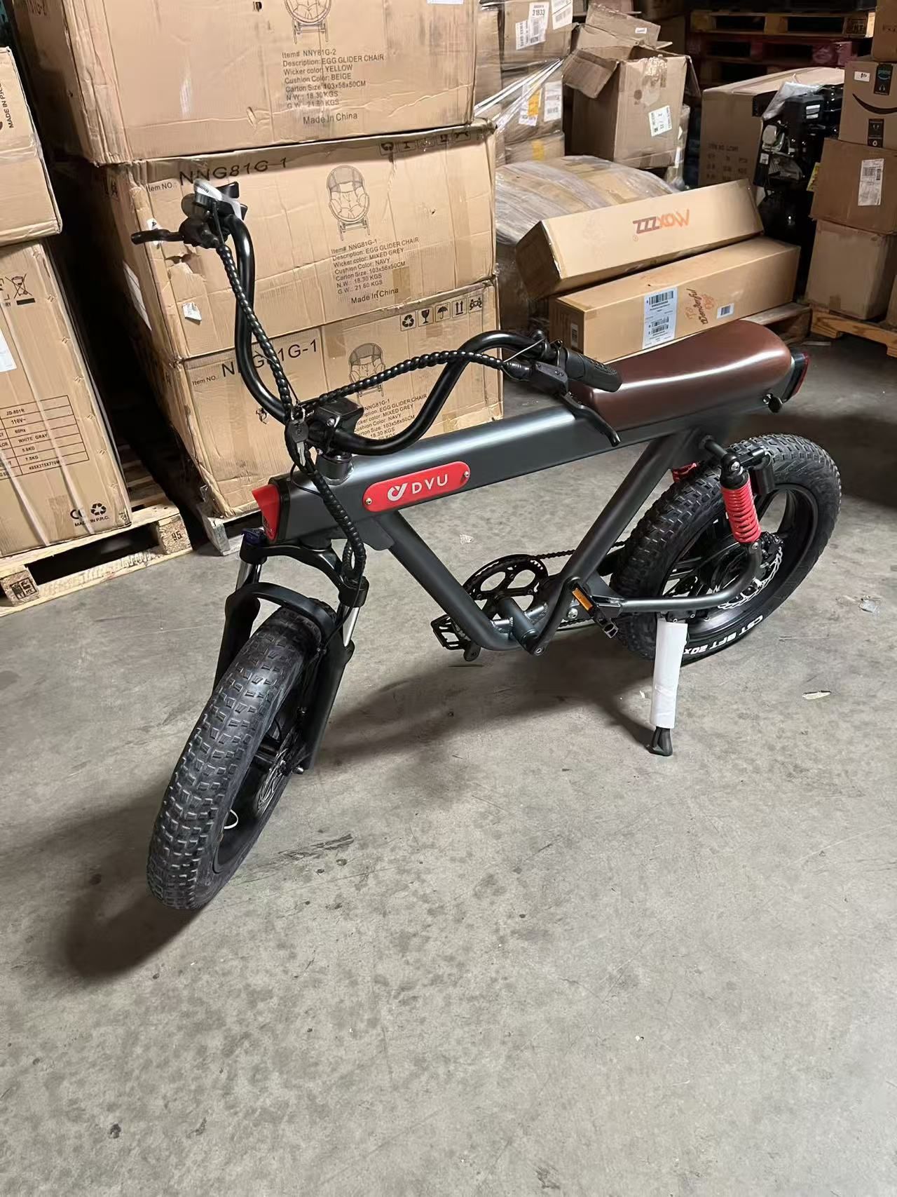 DYU V8 48V/15.5Ah 750W Electric Bike
