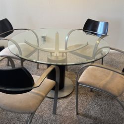 Round Glass Dining Table With 4 Chairs