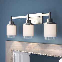 Progress Lighting  Vanity 3 Lights 22” Brushed nickel 