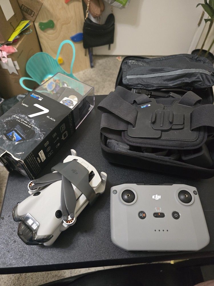 Selling All Together Gopro Hero 7 Black 4k dji mini pro