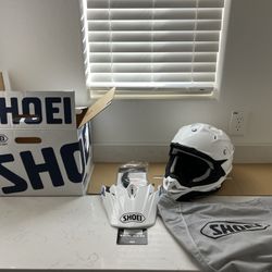 SHOEI VFX-EVO Helmet