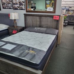 Solid Wood Bed
