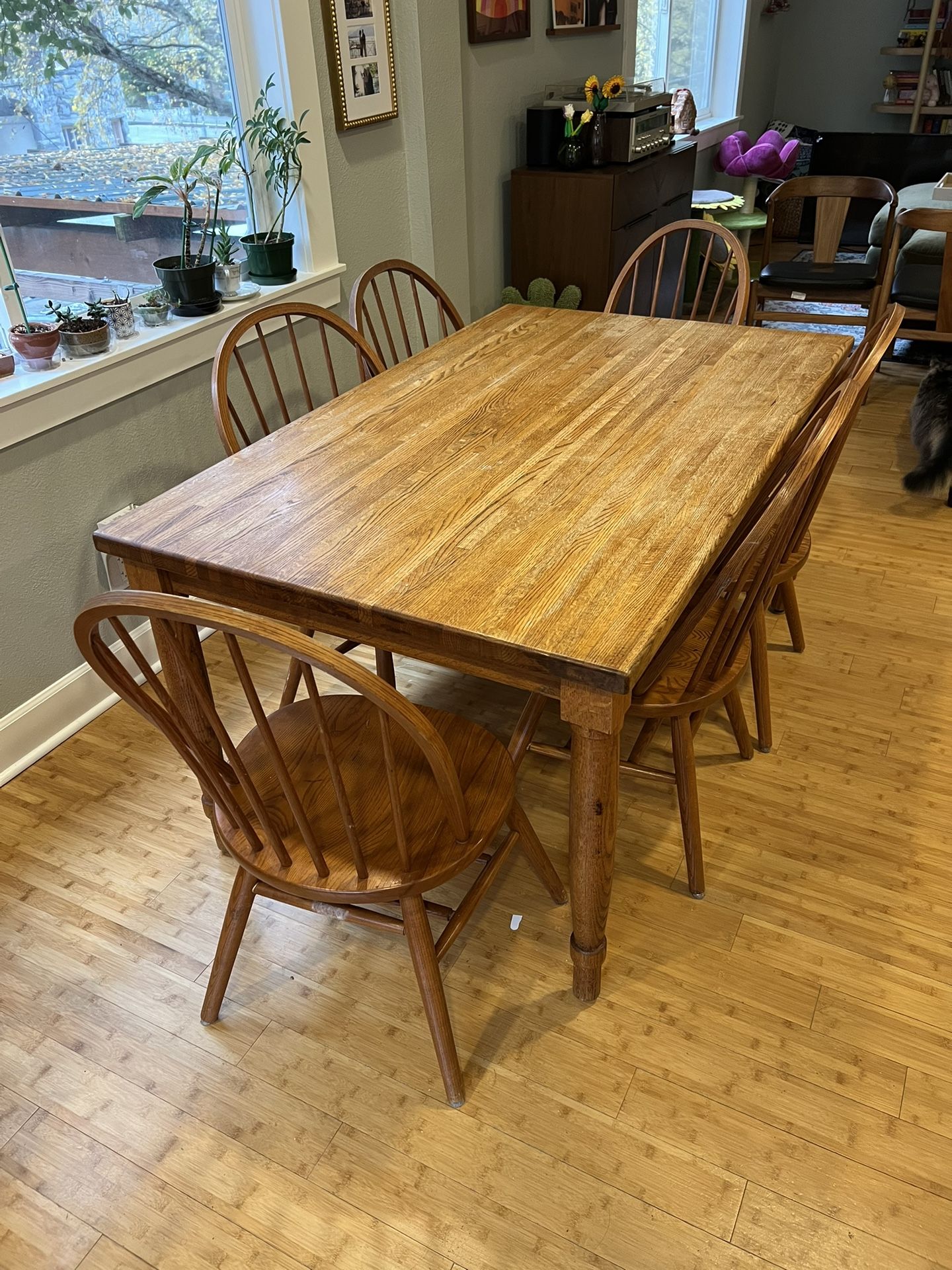 Kitchen Table With Chairs