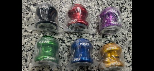 Chris King 1-1/8” Threadless Headsets