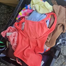 American Eagle Clothes 