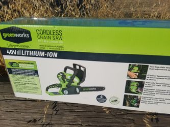 40 volt cordless Greenworks chainsaw new
