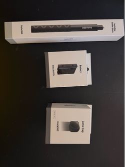 Insta360 x5 accessories— invisible stick, battery and lens cap— all new. Sealed in box